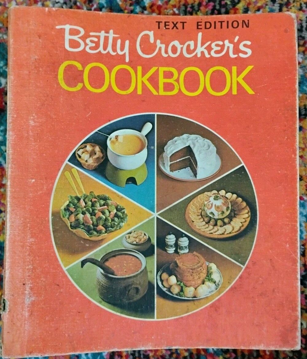 1969 Betty Crocker’s Cookbook | Vintage Orange Pie Cover 5-Ring Binder | 14 Tabs